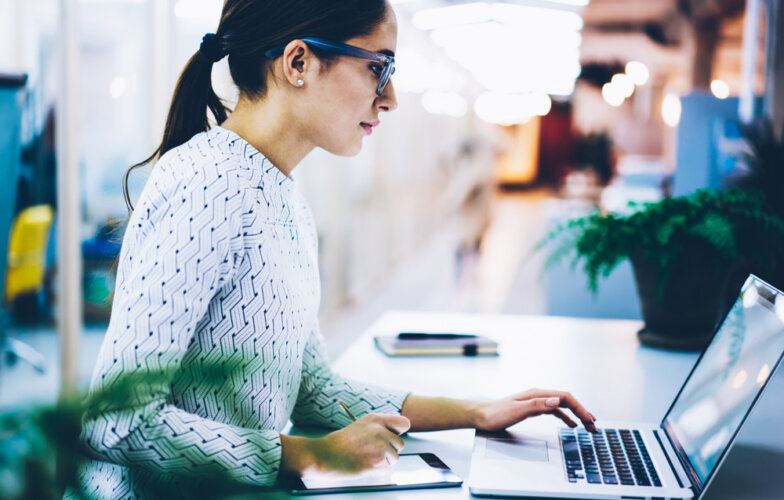 How Visitor Management System Can Help You Improve Customer Service