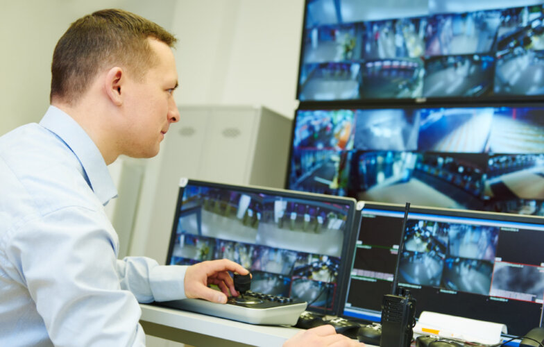 Top 5 Features of a Security Guard Management System | GuardsPro