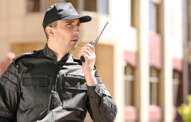 10 Constructive Ways To Give Your Security Guards Feedback