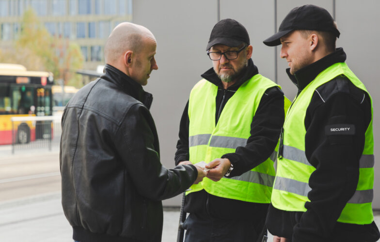 Customer Service Skills Every Dedicated Security Guard Must Possess